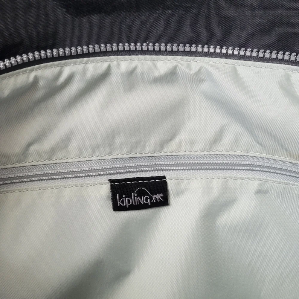 Kipling DIGISLING TM 4887. Crossbody Messenger bag.